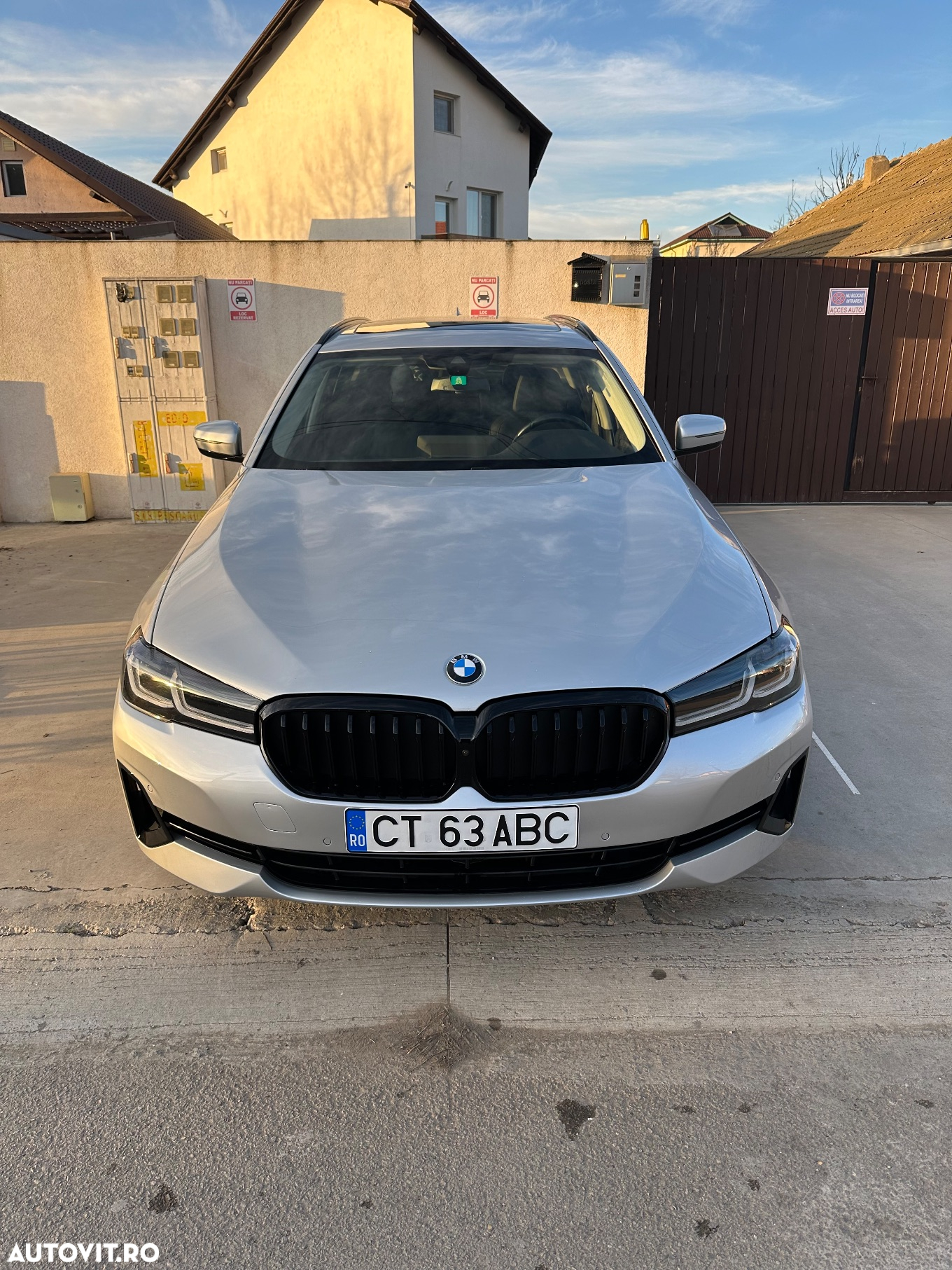 BMW Seria 5 530e Touring Aut. Luxury Line - 36