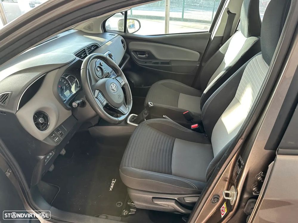 Toyota Yaris - 8