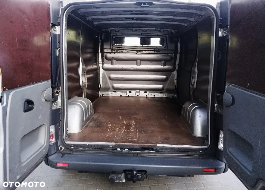 Renault Trafic - 14