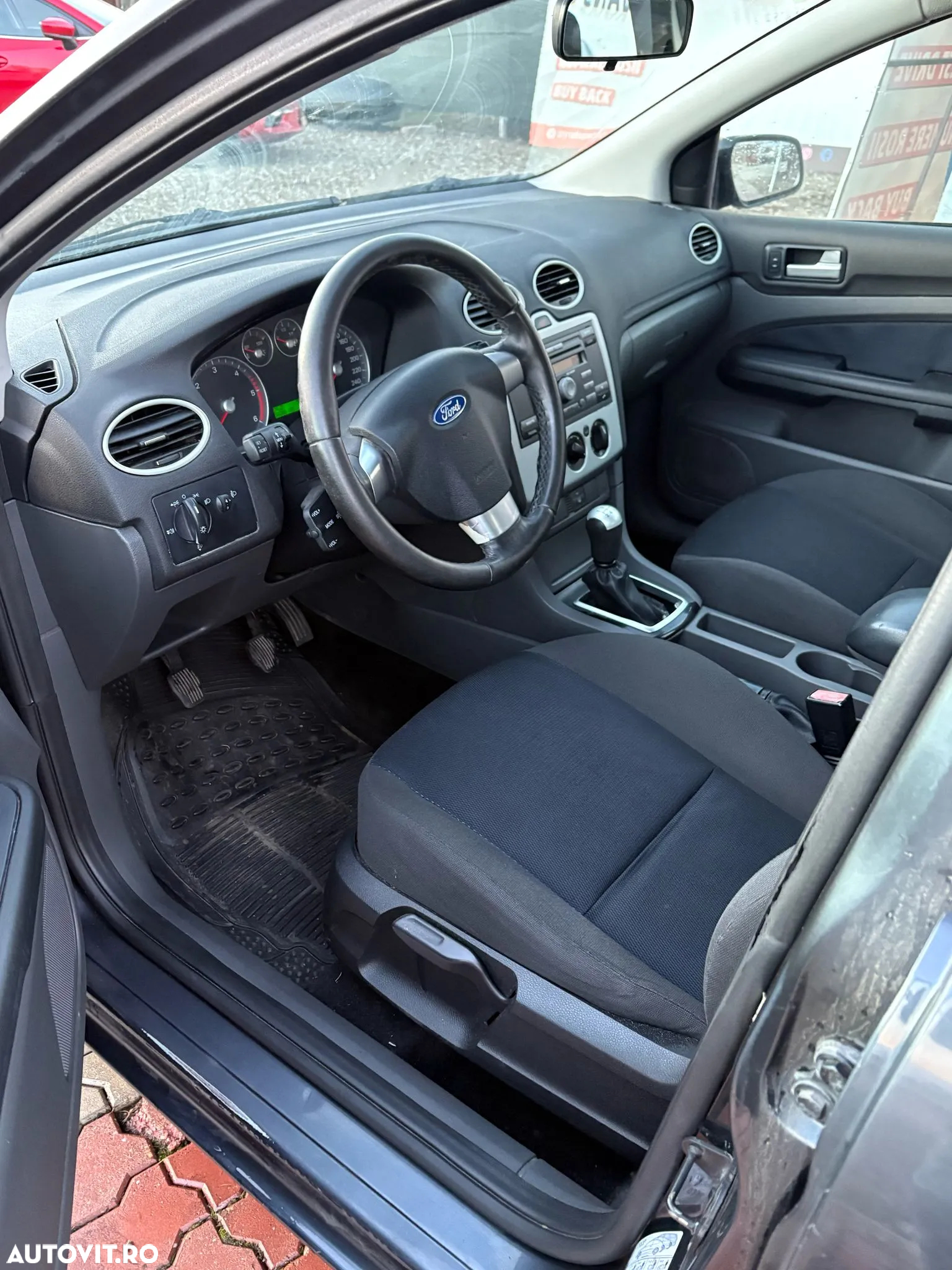 Ford Focus 1.8 TDCI Trend - 4