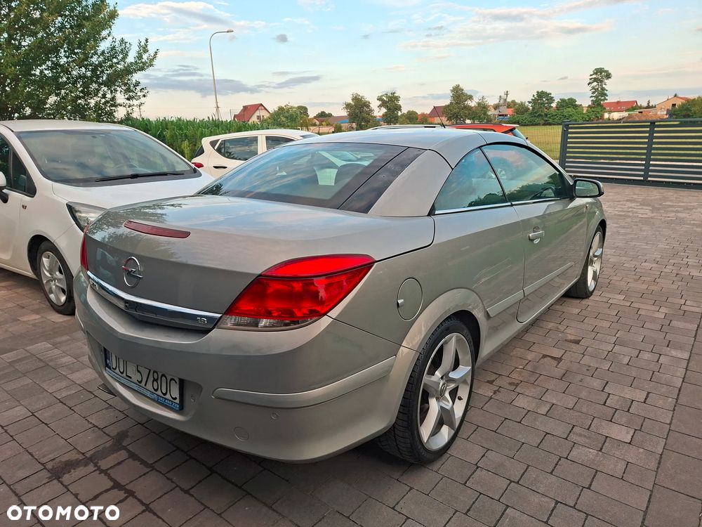 Opel Astra 1.8 Cosmo - 8