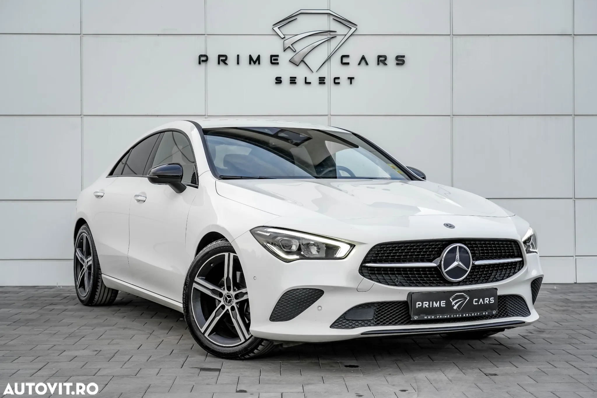 Mercedes-Benz CLA 180 7G-DCT Special Edition - 12