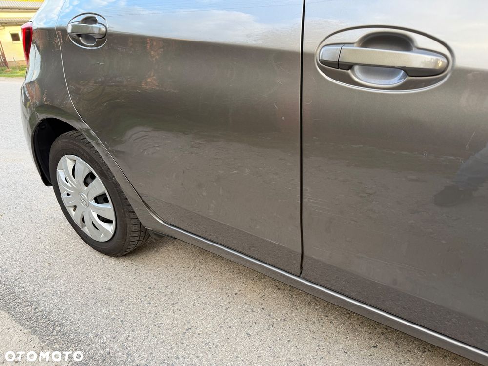 Toyota Yaris 1.0 Sol - 27