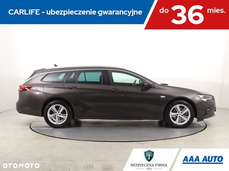 Opel Insignia - 8