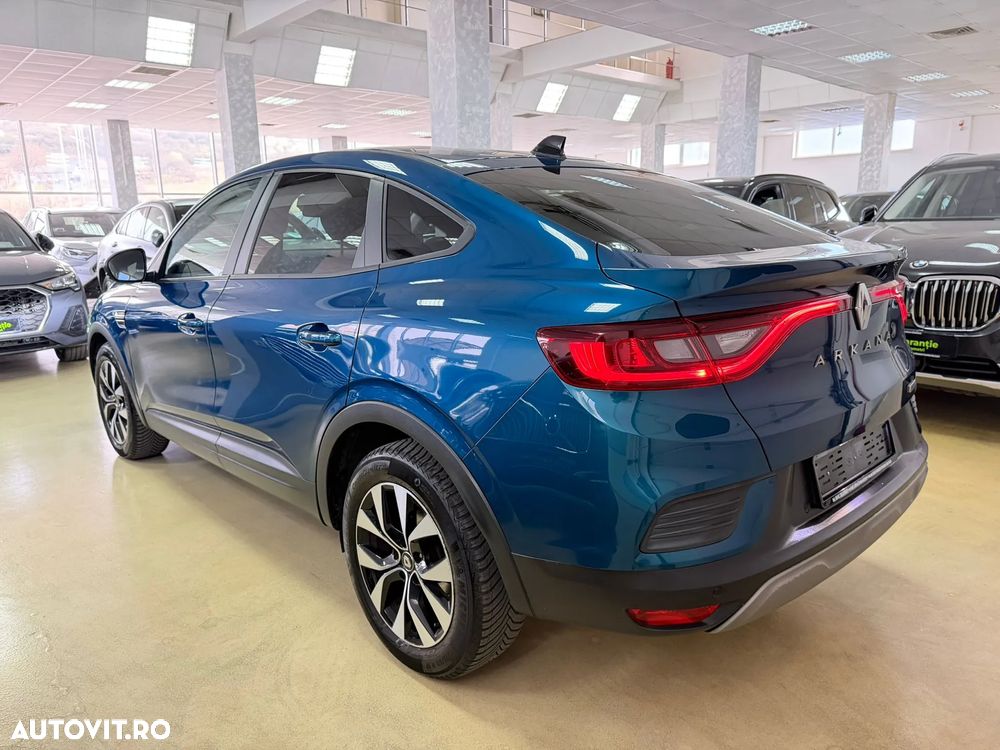 Renault Arkana E-TECH 145 Techno - 10