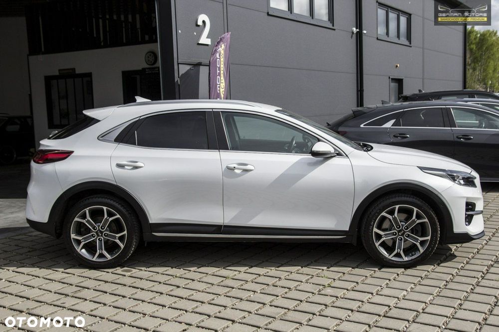 Kia XCeed 1.6 T-GDI Business Line DCT - 17