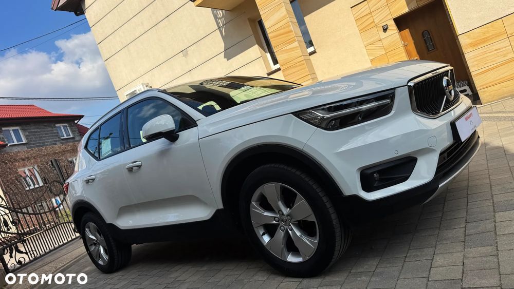 Volvo XC 40 T3 Geartronic Momentum Pro - 12
