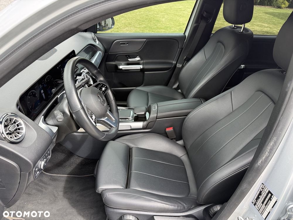 Mercedes-Benz GLB 250 8G-DCT Progressive - 15
