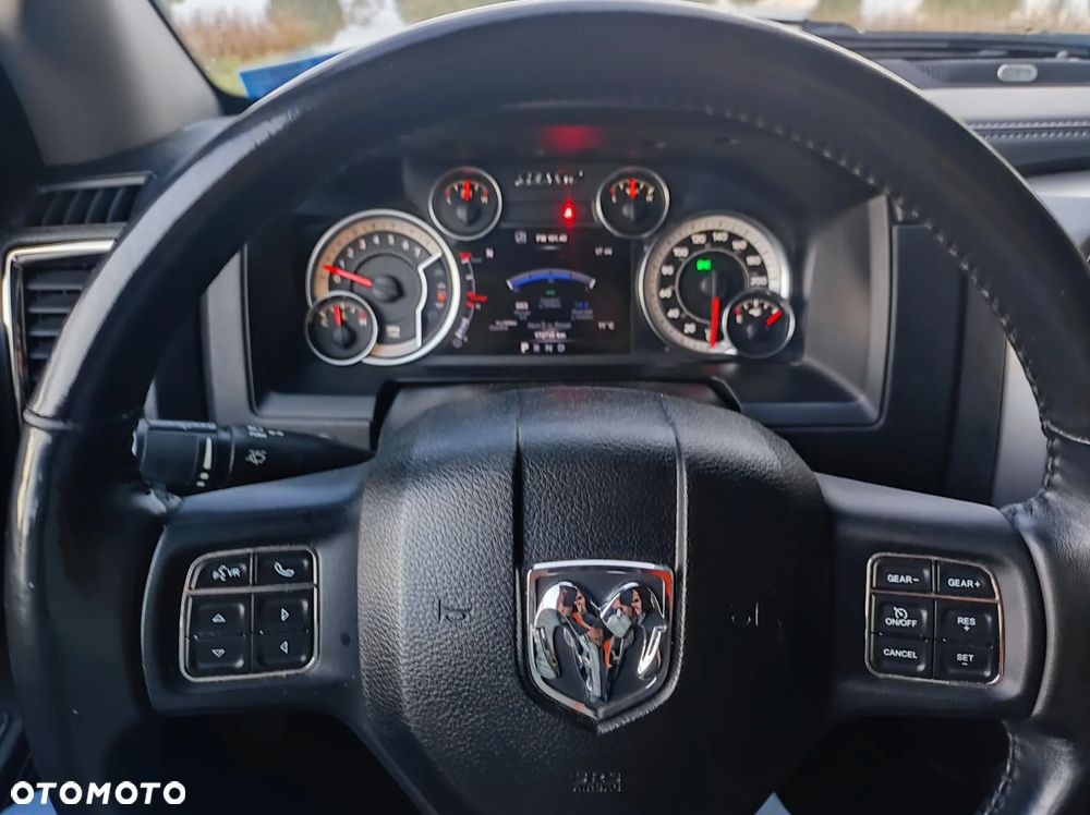 Dodge RAM 1500 5.7 4x4 - 7