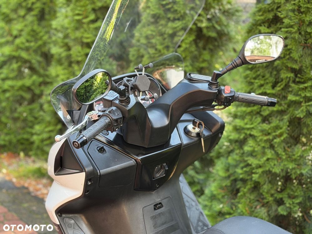 Kymco Downtown - 15