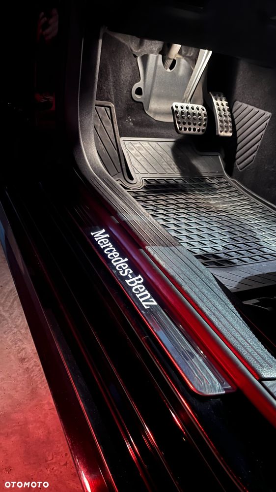 Mercedes-Benz Klasa A 220 4-Matic AMG Line - 31
