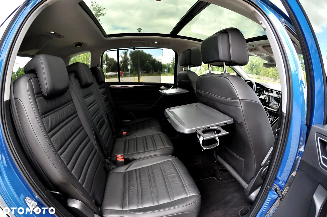 Volkswagen Touran 1.5 TSI ACT OPF Highline - 23