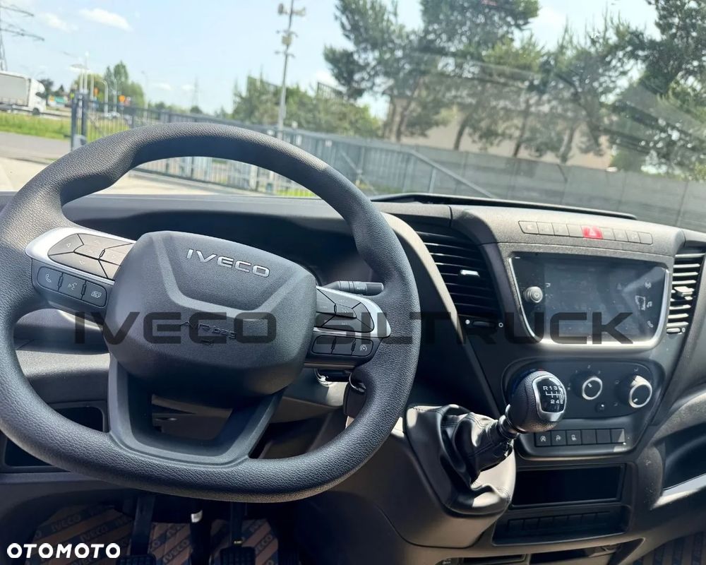 Iveco DAILY 35S16V - 16