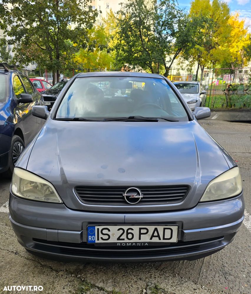 Opel Astra - 1