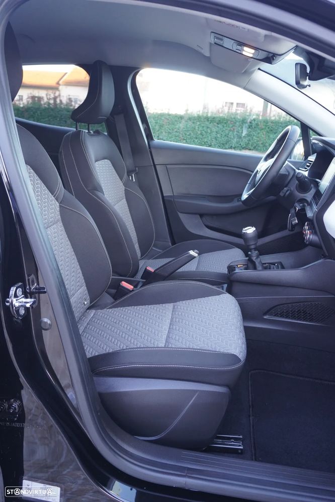 Renault Clio 1.0 TCe Evolution Bi-Fuel - 28