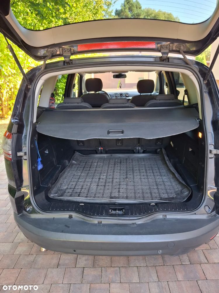 Ford S-Max 2.0 TDCi DPF Titanium - 4