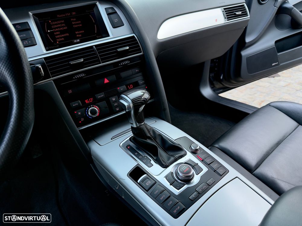 Audi A6 Avant 2.0 TDI Exclusive Multitronic - 47