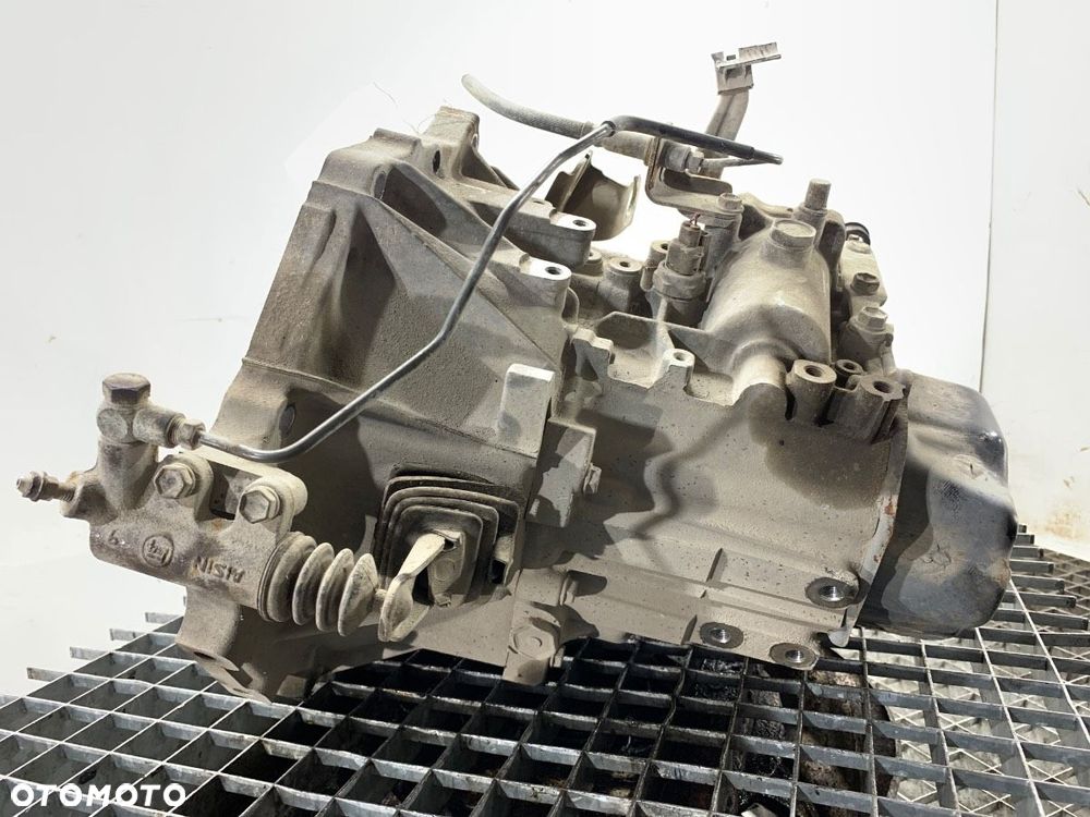 SKRZYNIA BIEGÓW - 449.00 PLN - TOYOTA YARIS (_P1_) 1999 - 2005 1.4 D-4D (NLP10_) 55 kW [75 KM] olej - 2