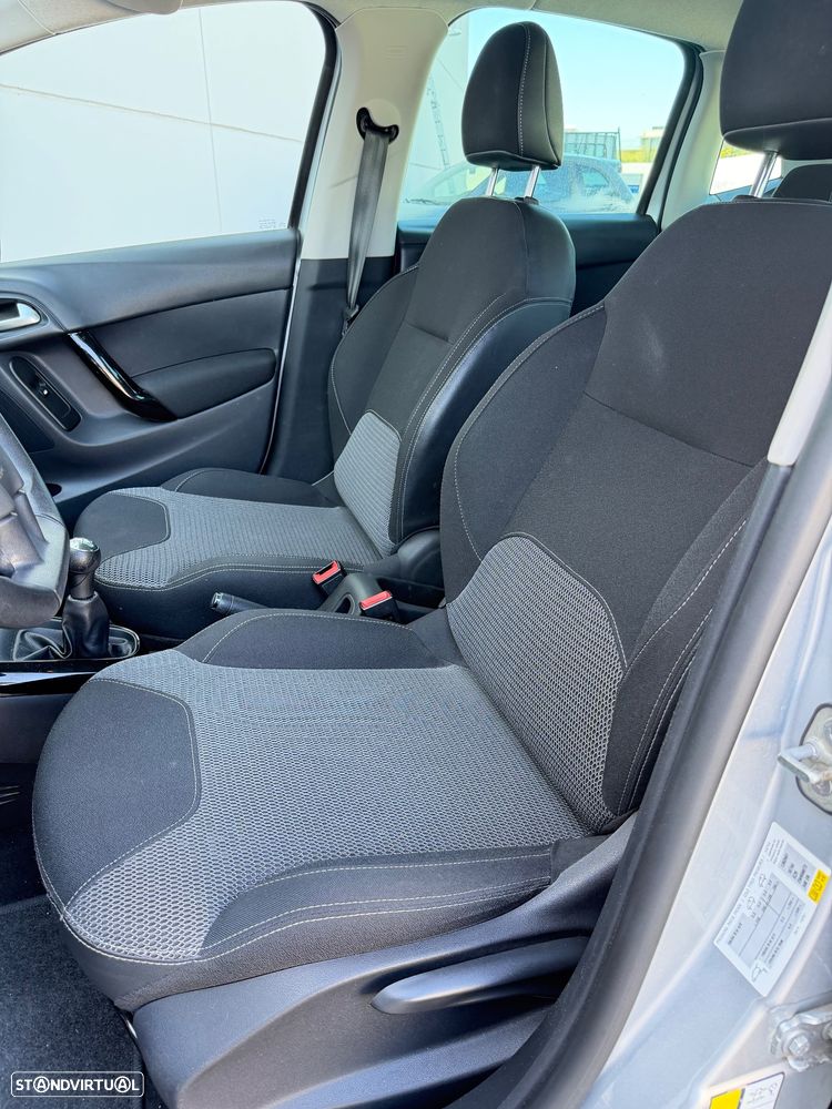 Citroën C3 1.2 PureTech Attraction - 7