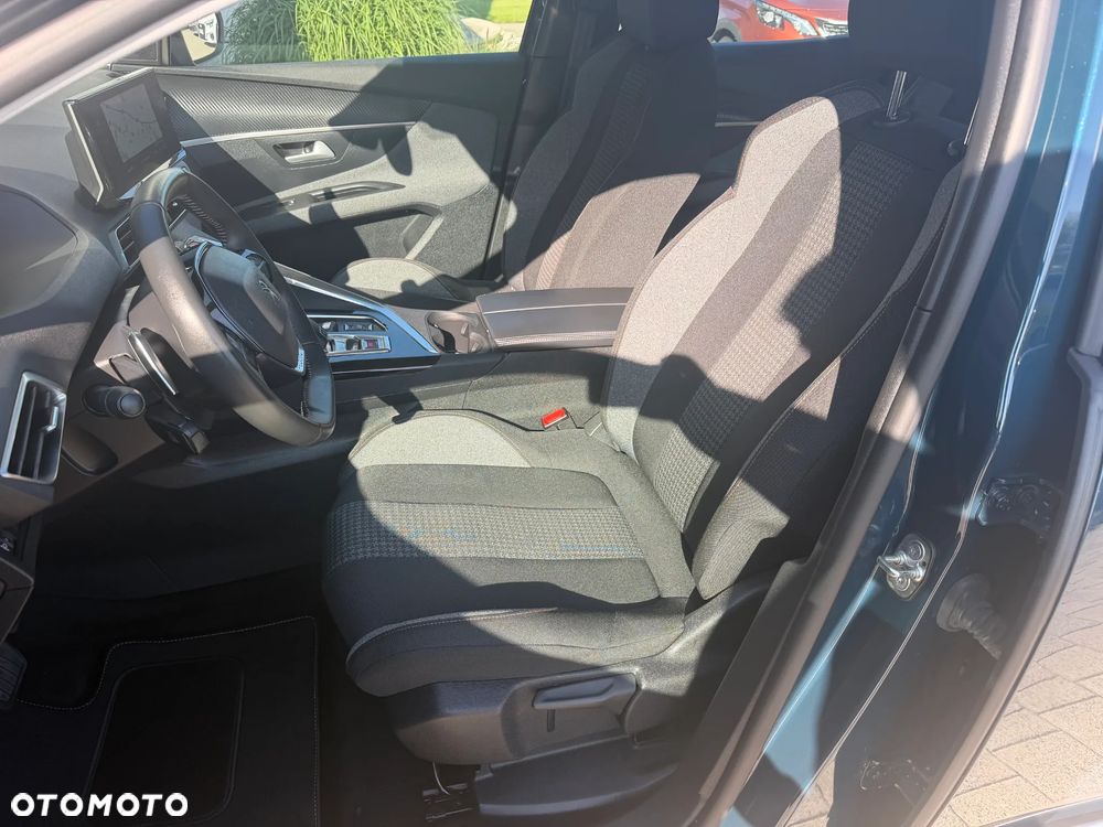 Peugeot 3008 - 13