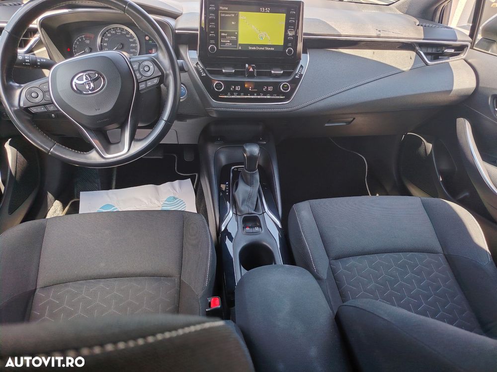 Toyota Corolla 1.8 HSD Business Plus - 5