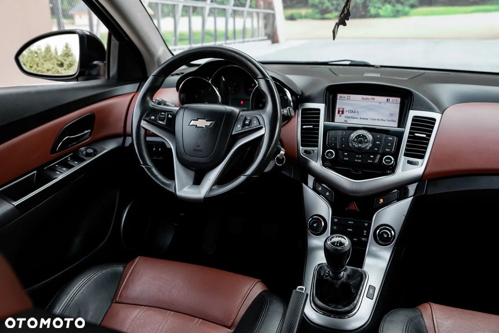 Chevrolet Cruze - 33