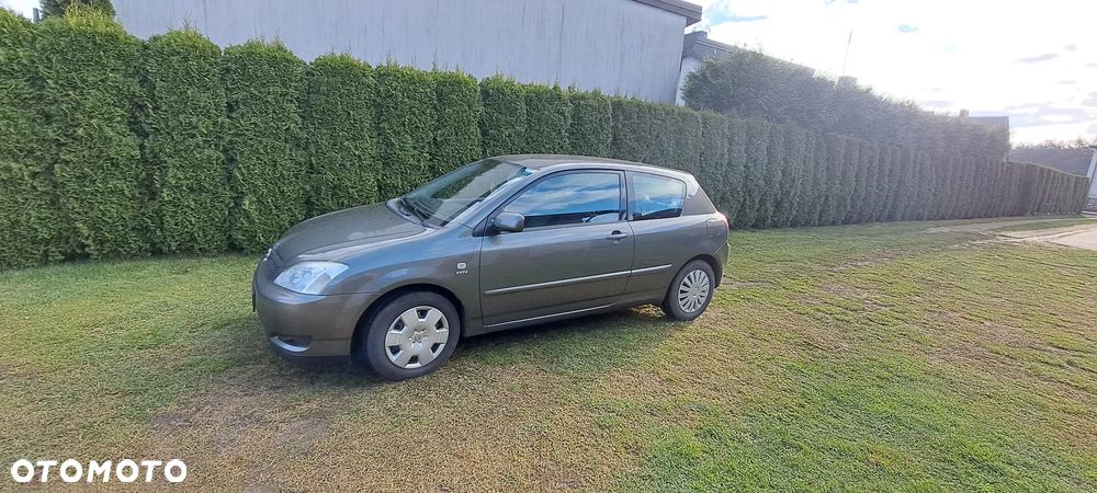 Toyota Corolla 1.6 Luna - 2