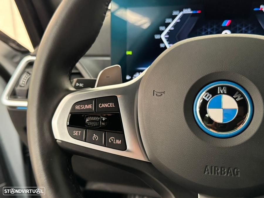 BMW 330 e Pack Desportivo M Auto - 14