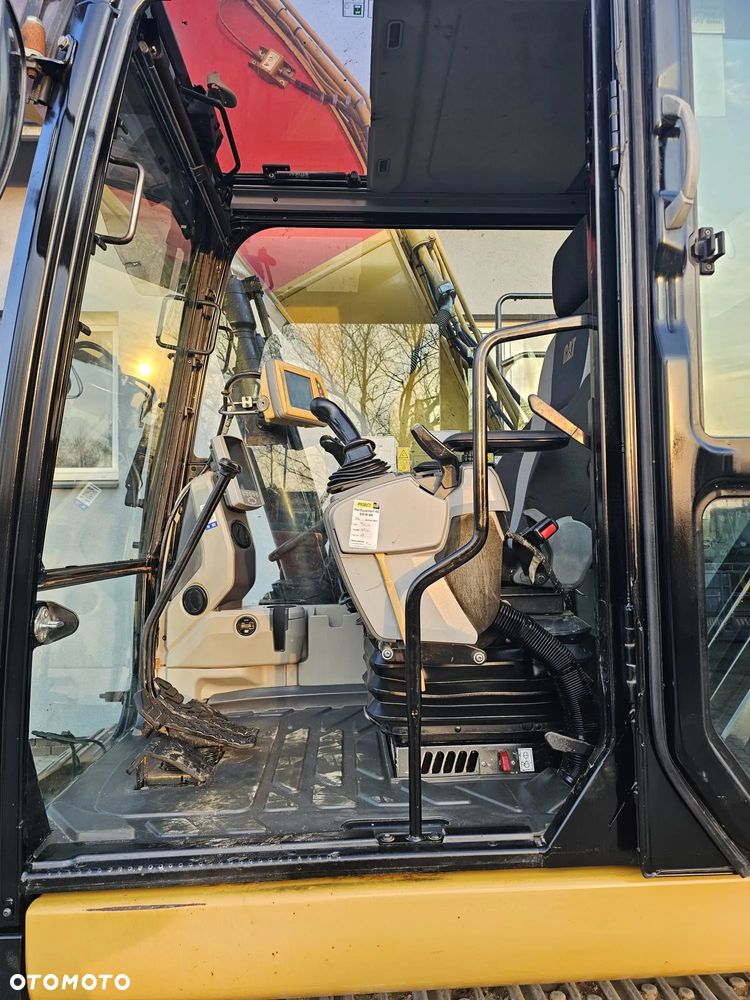 Caterpillar 323EL - 7