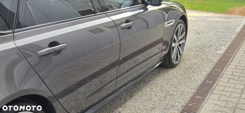 Jaguar XF 3.0 V6 AWD S - 25