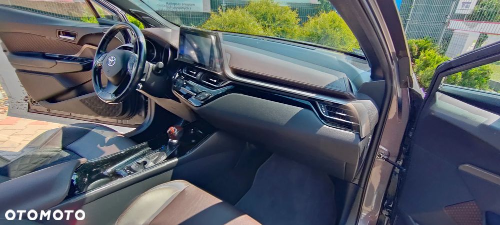 Toyota C-HR - 22