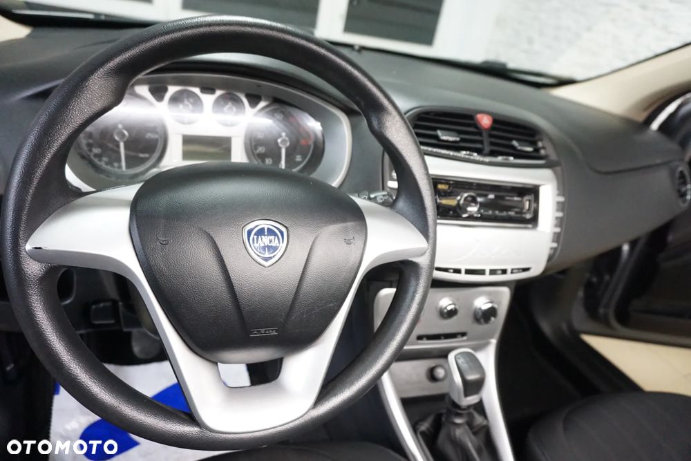 Lancia Delta 1.4 T-Jet Silver - 18