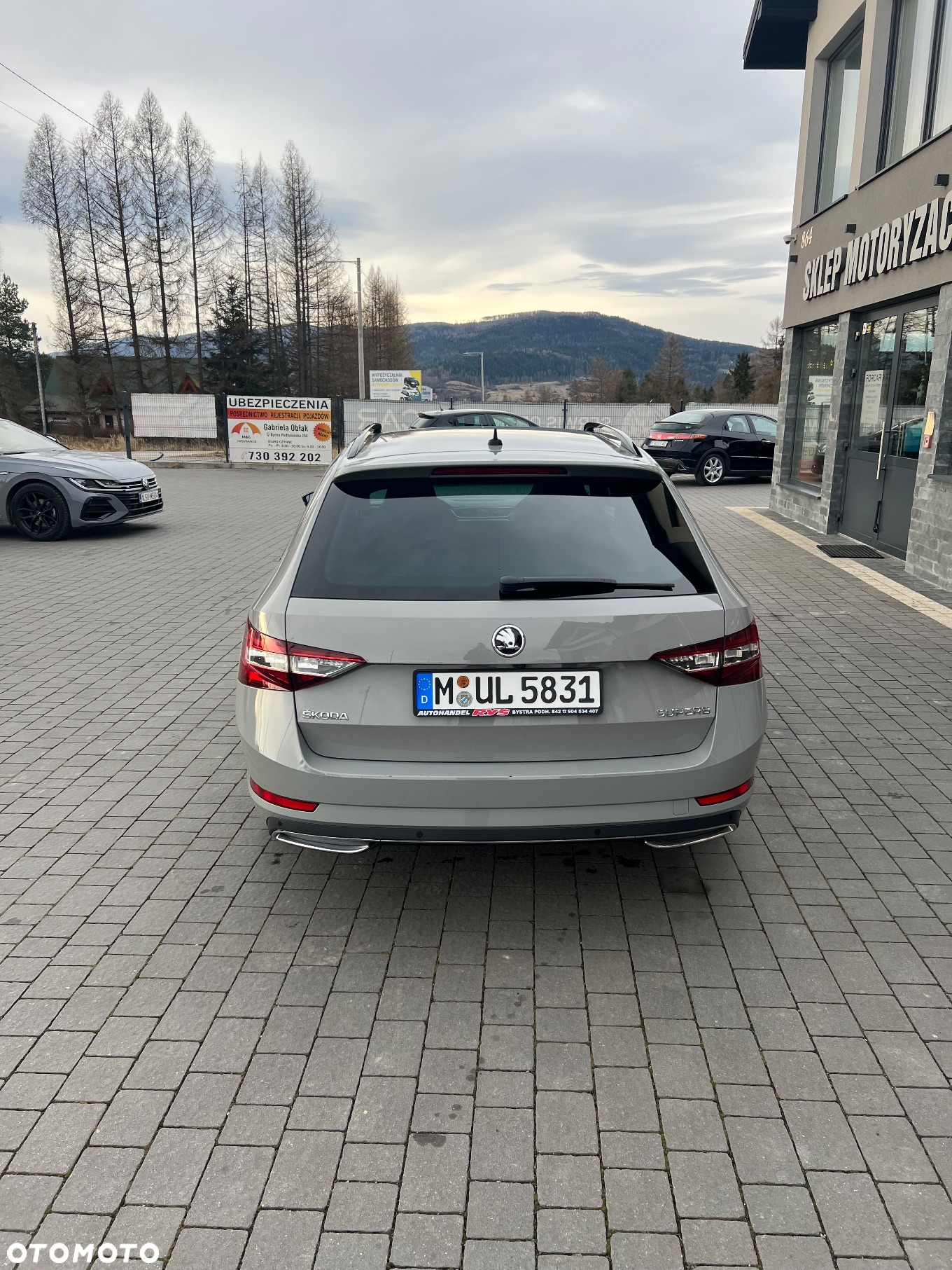 Skoda Superb 2.0 TDI DSG SportLine - 9