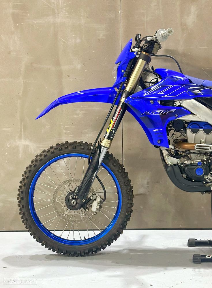 Yamaha WR 250 F Akrapovic - 3