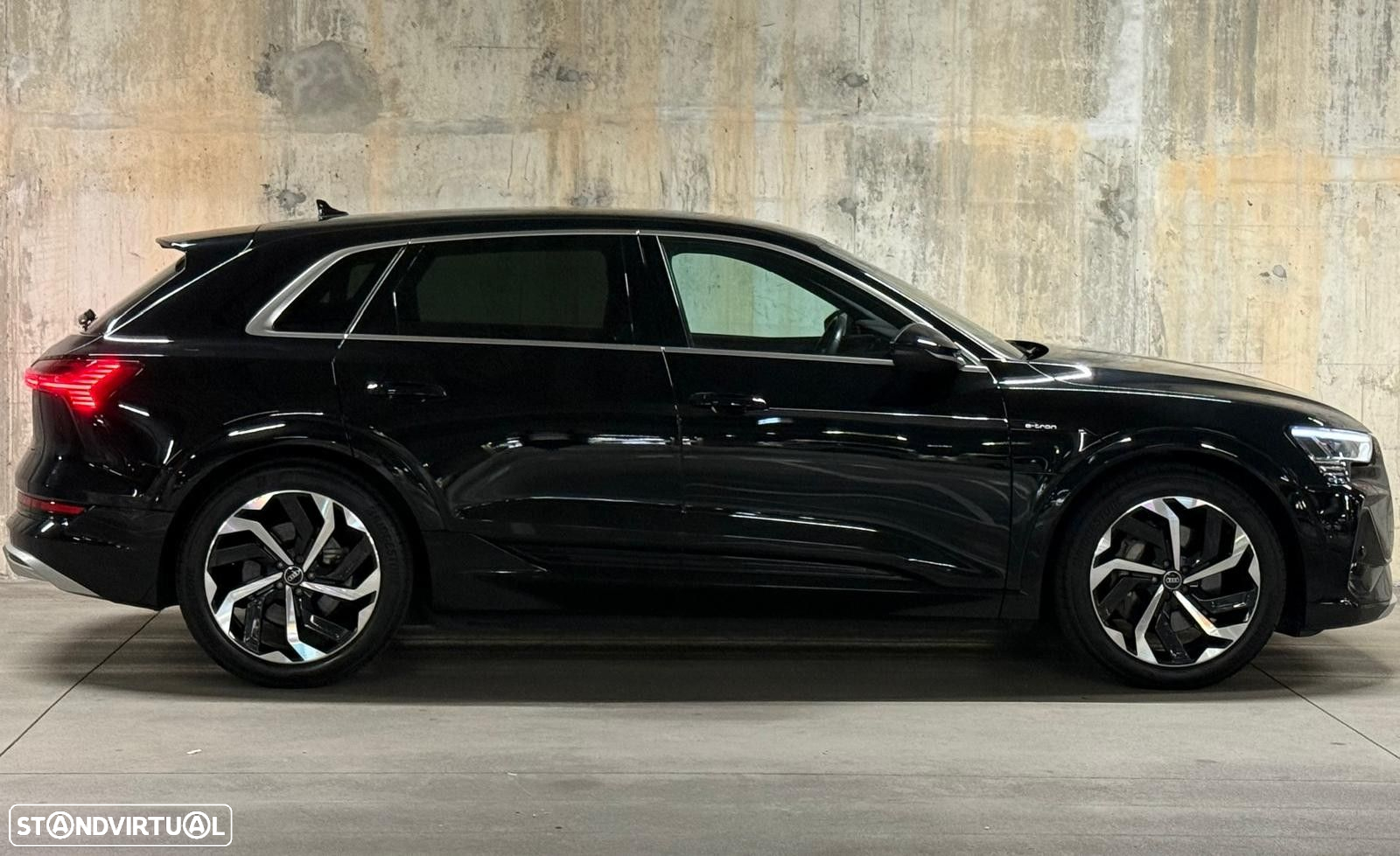 Audi e-tron 55 quattro S line - 17