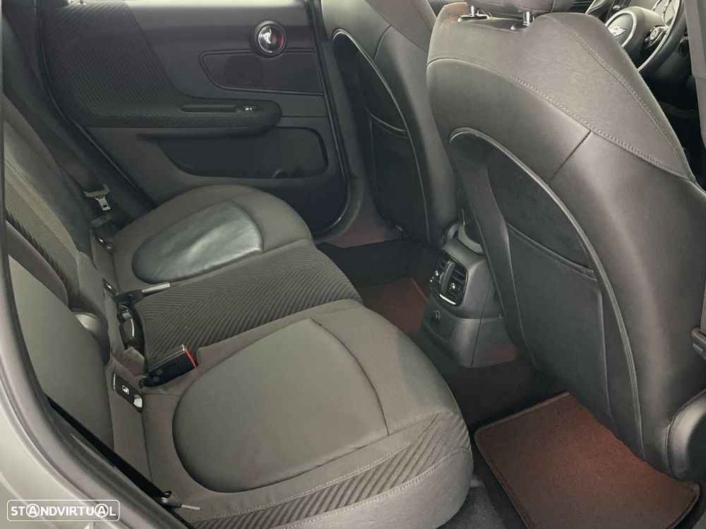 MINI Countryman Cooper D - 24