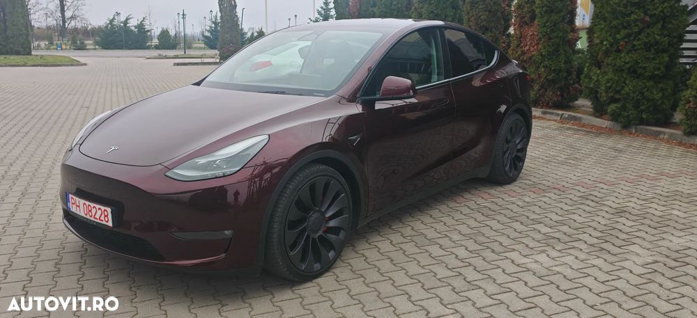 Tesla Model Y - 1