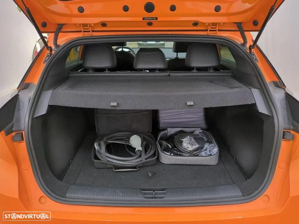 MG MG4 64 kWh Luxury - 5