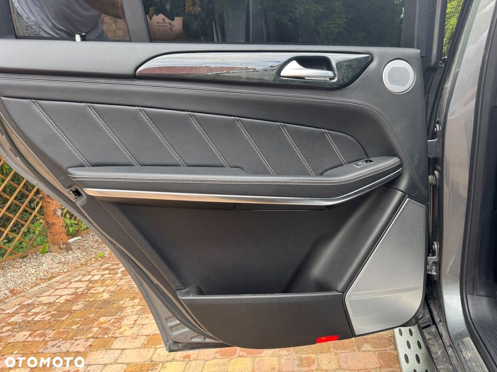 Mercedes-Benz GLS AMG 63 4-Matic - 28