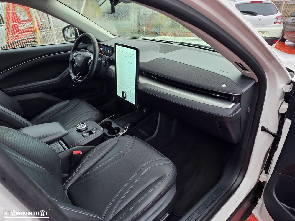 Ford Mustang Mach-E Standard - 4