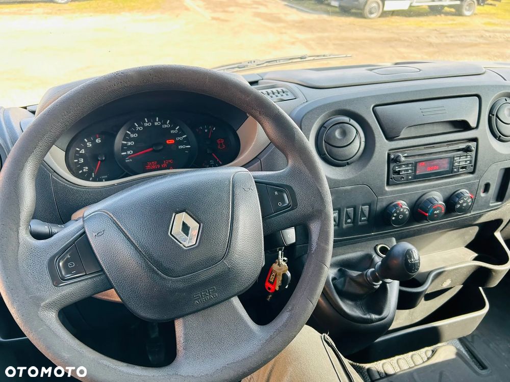 Renault Master - 18