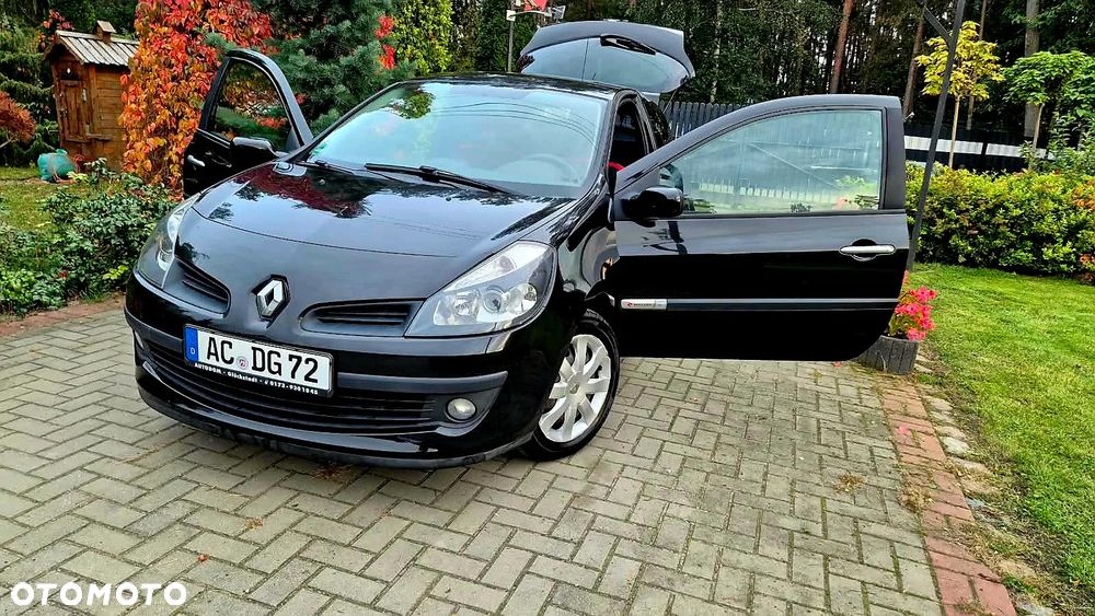 Renault Clio 1.2 16V TCE S - 1