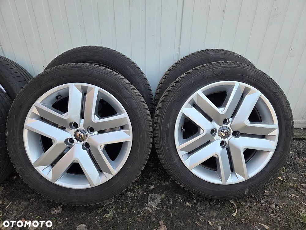 Renault Clio TCe 100 INTENS - 32