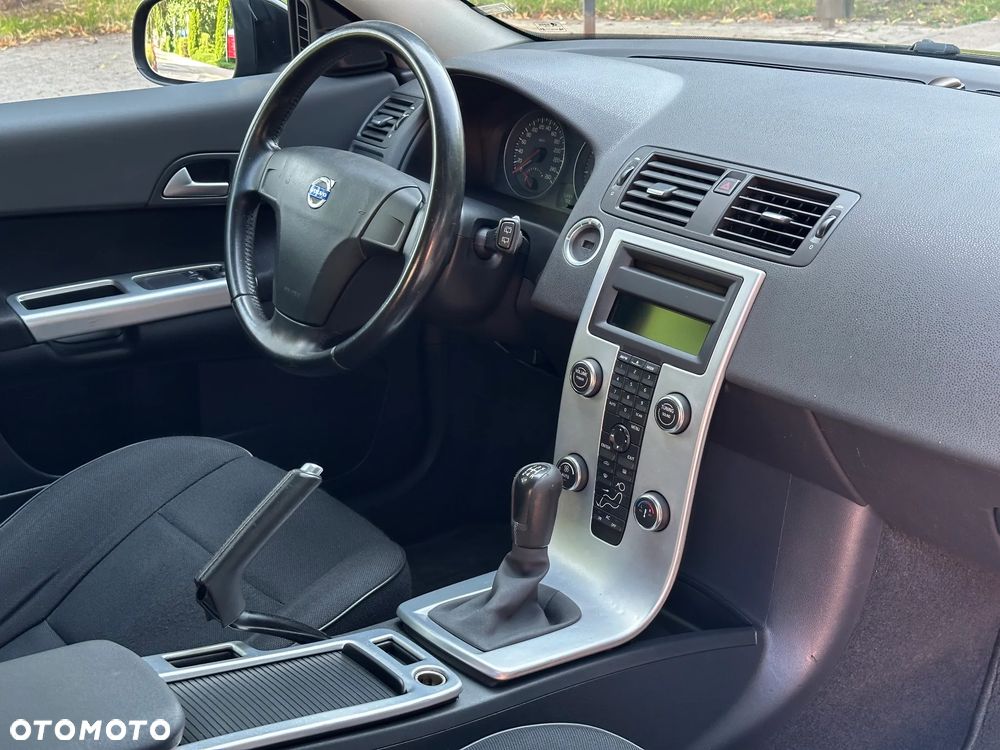 Volvo C30 1.6 Momentum - 11