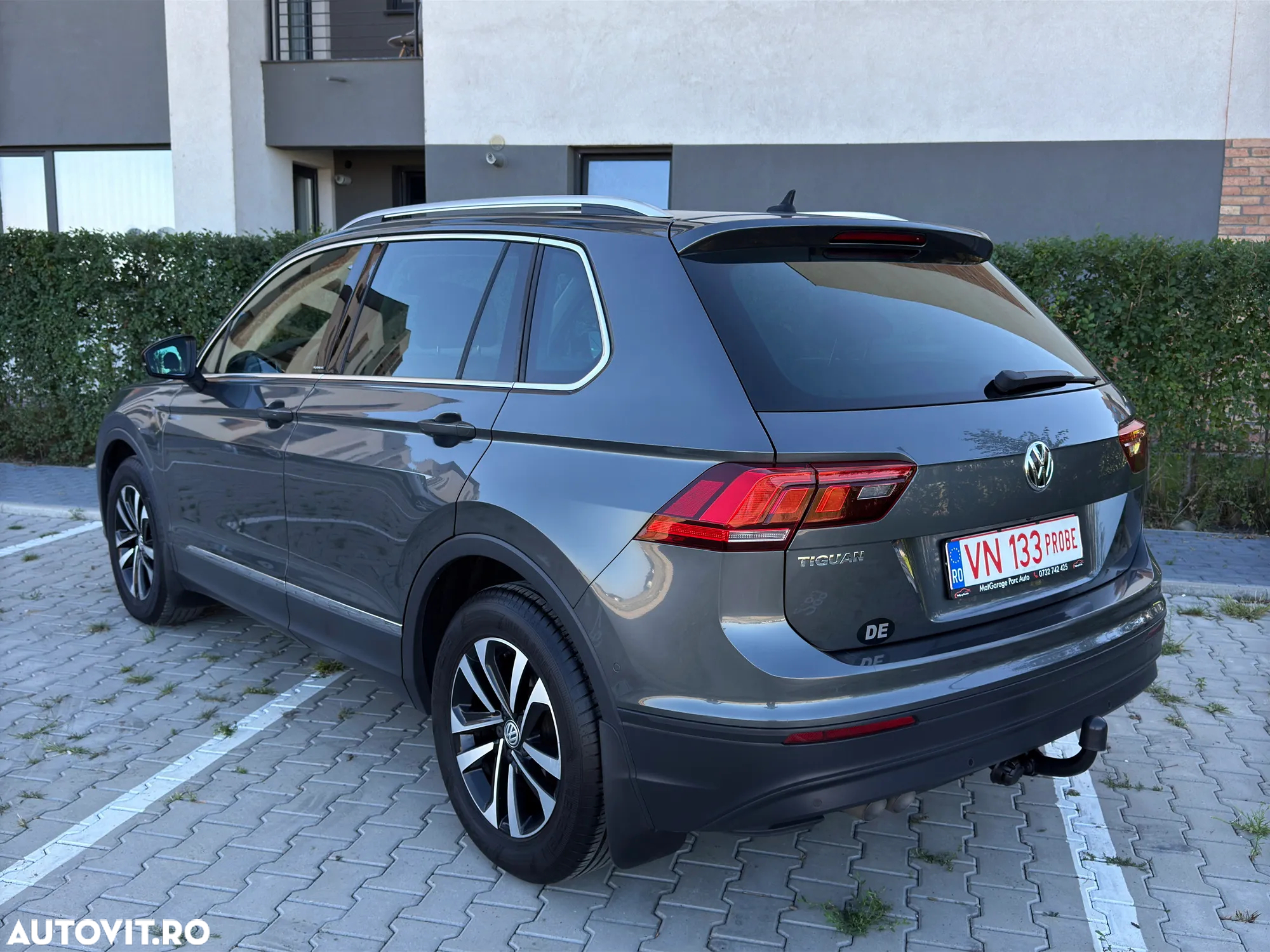 Volkswagen Tiguan - 3