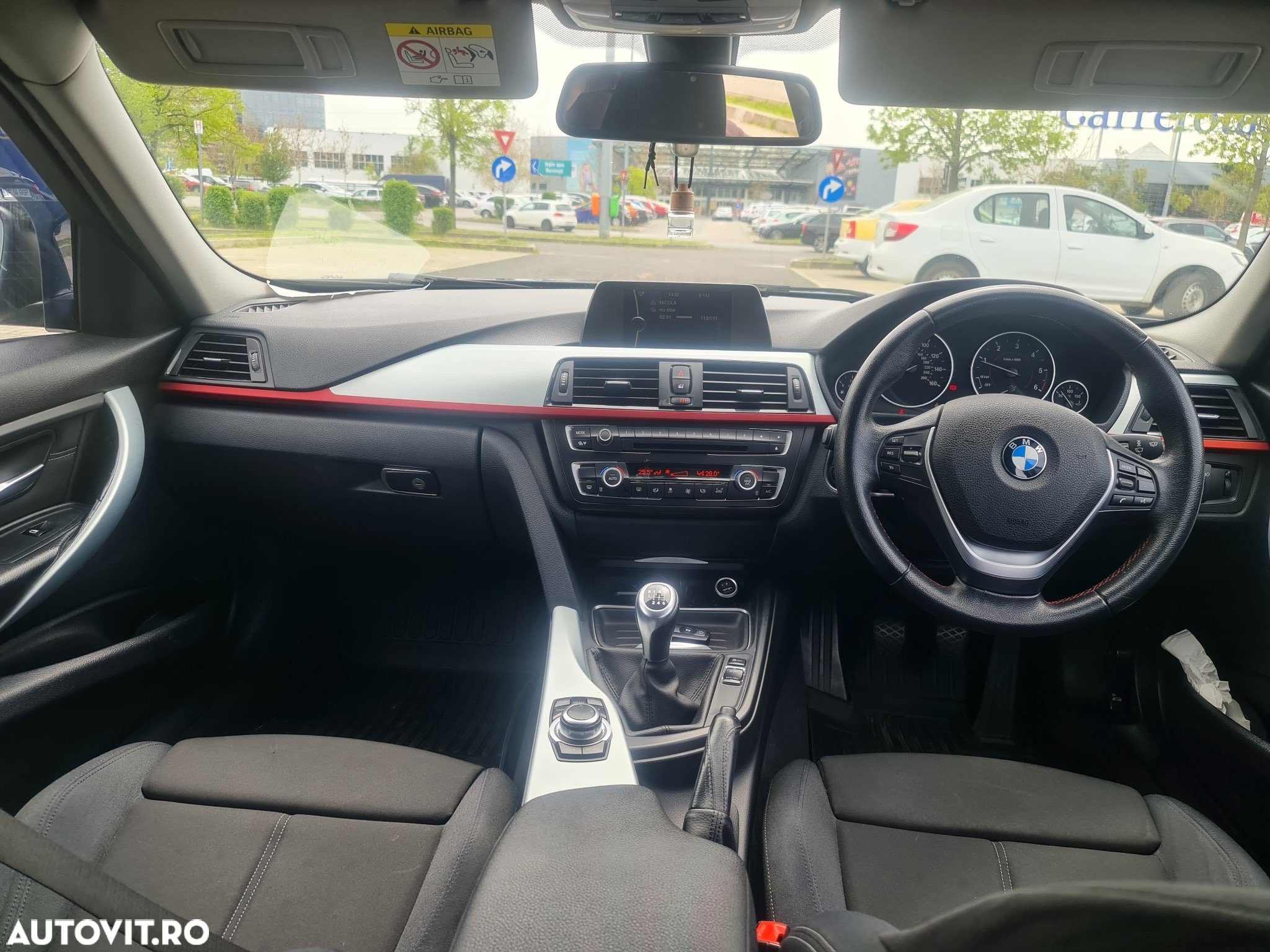 BMW Seria 3 320d - 22