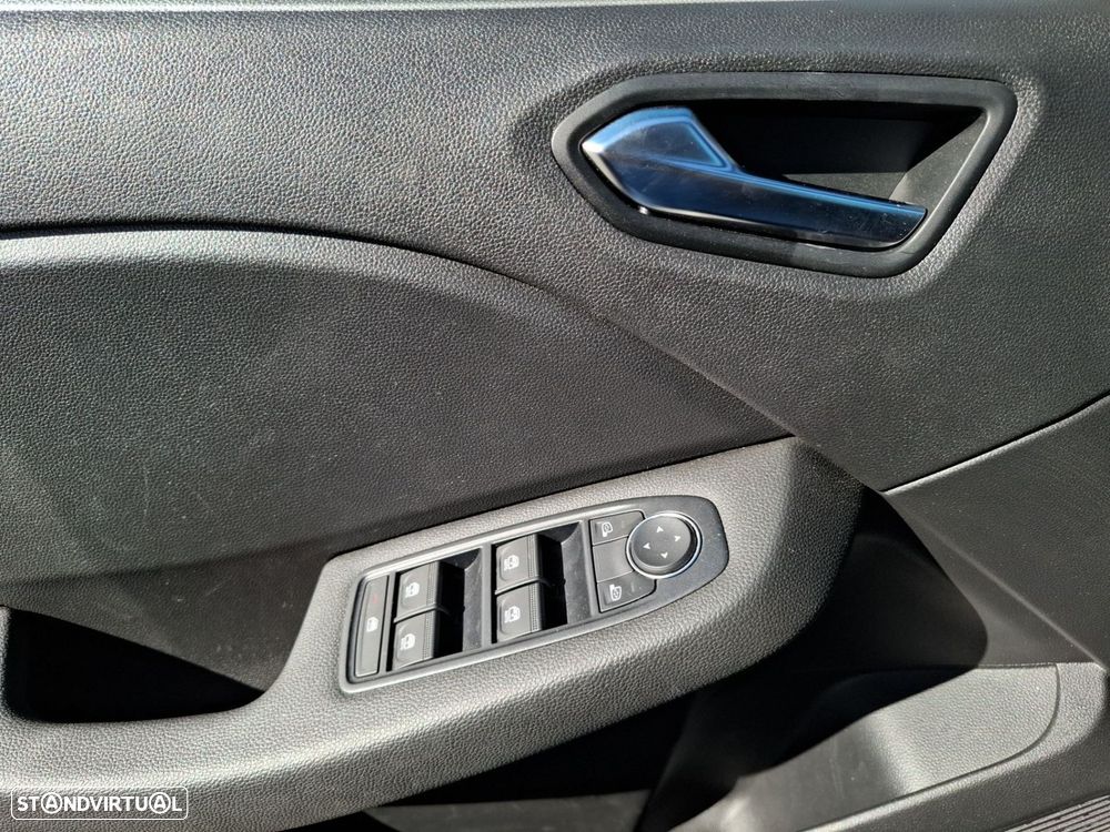 Renault Clio 1.0 TCe Evolution Bi-Fuel - 23