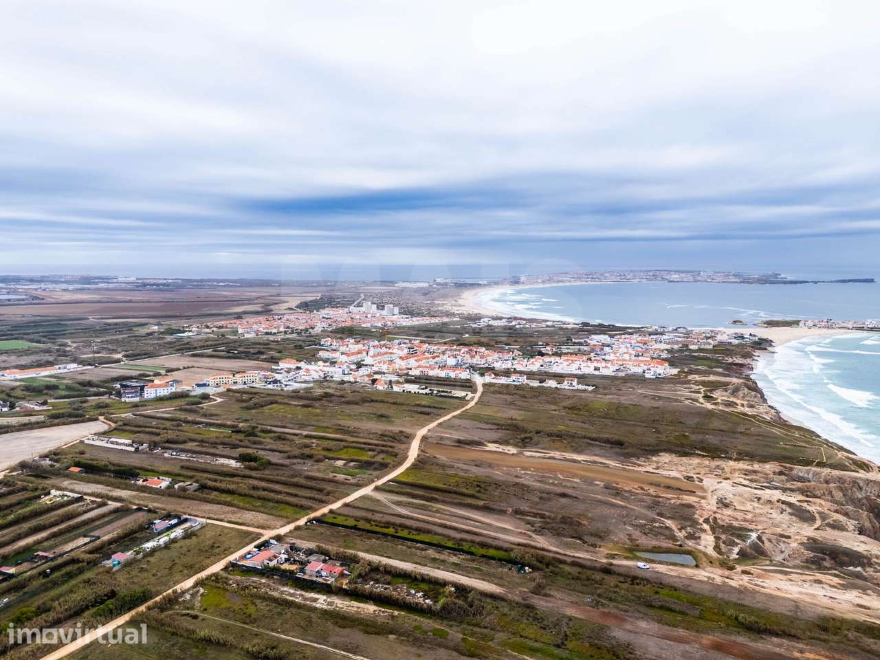 Terreno rústico com 5.600 m², localizado em Ferrel - Grande imagem: 5/13