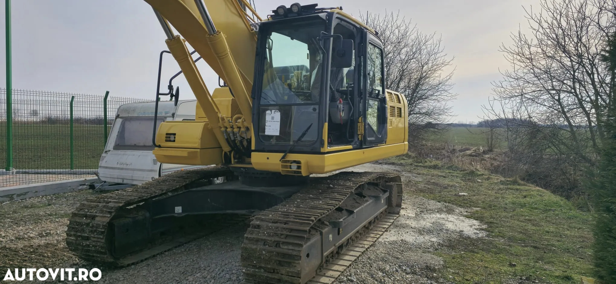 Komatsu PC210LC - 4
