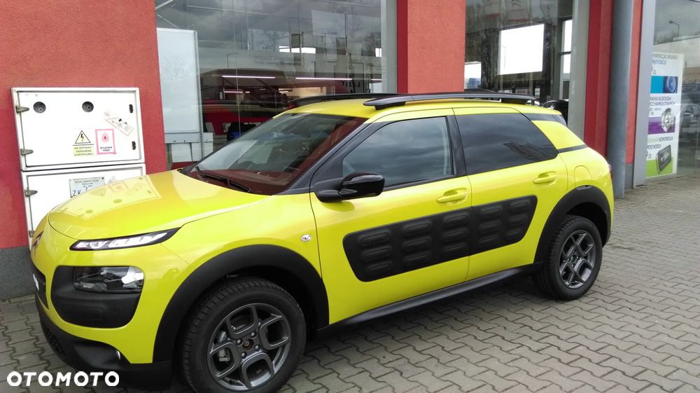 Citroën C4 Cactus 1.2 PureTech Shine - 1